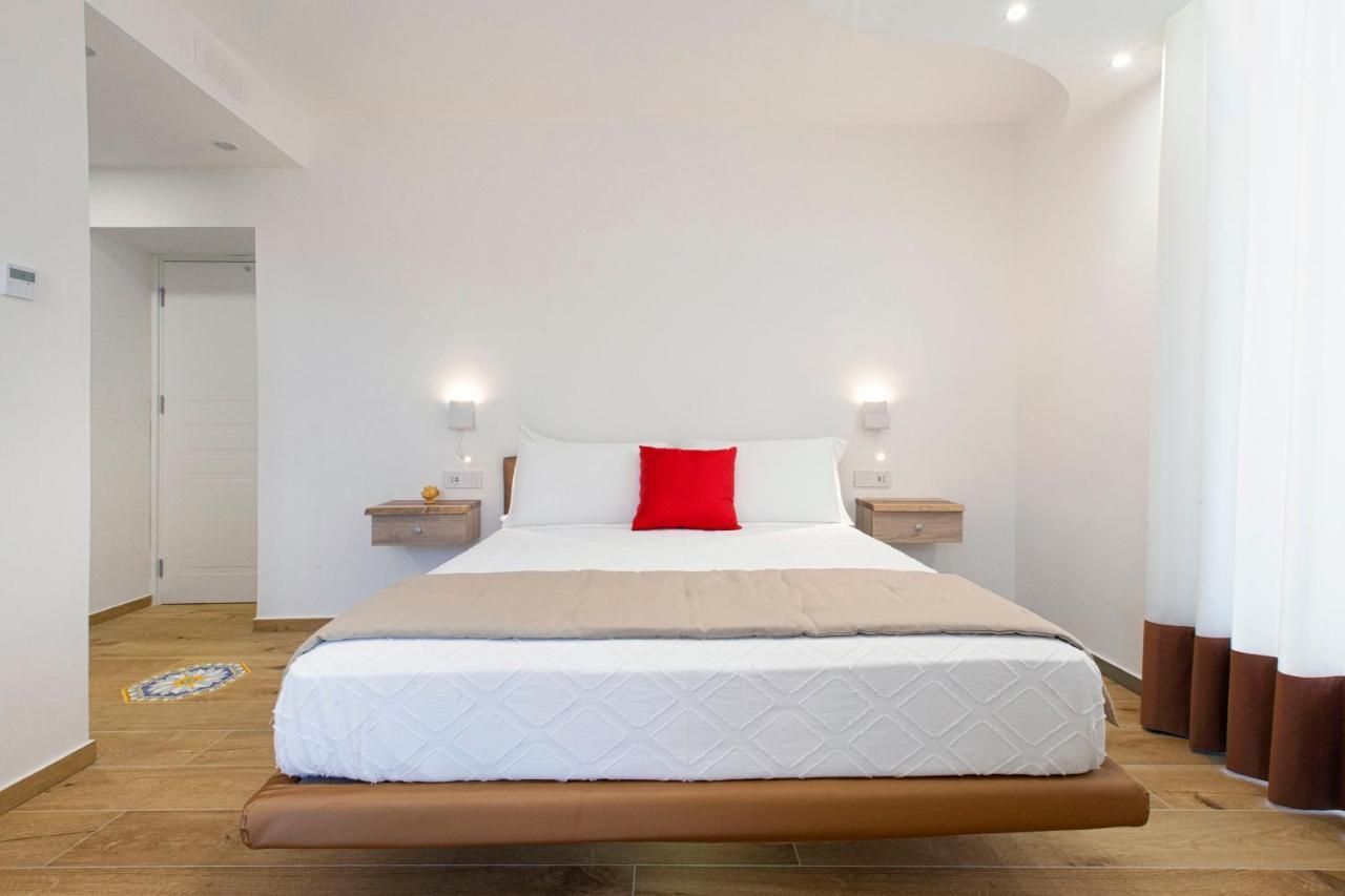 Yourhome - Lidia Rooms & Suites 소렌토 외부 사진