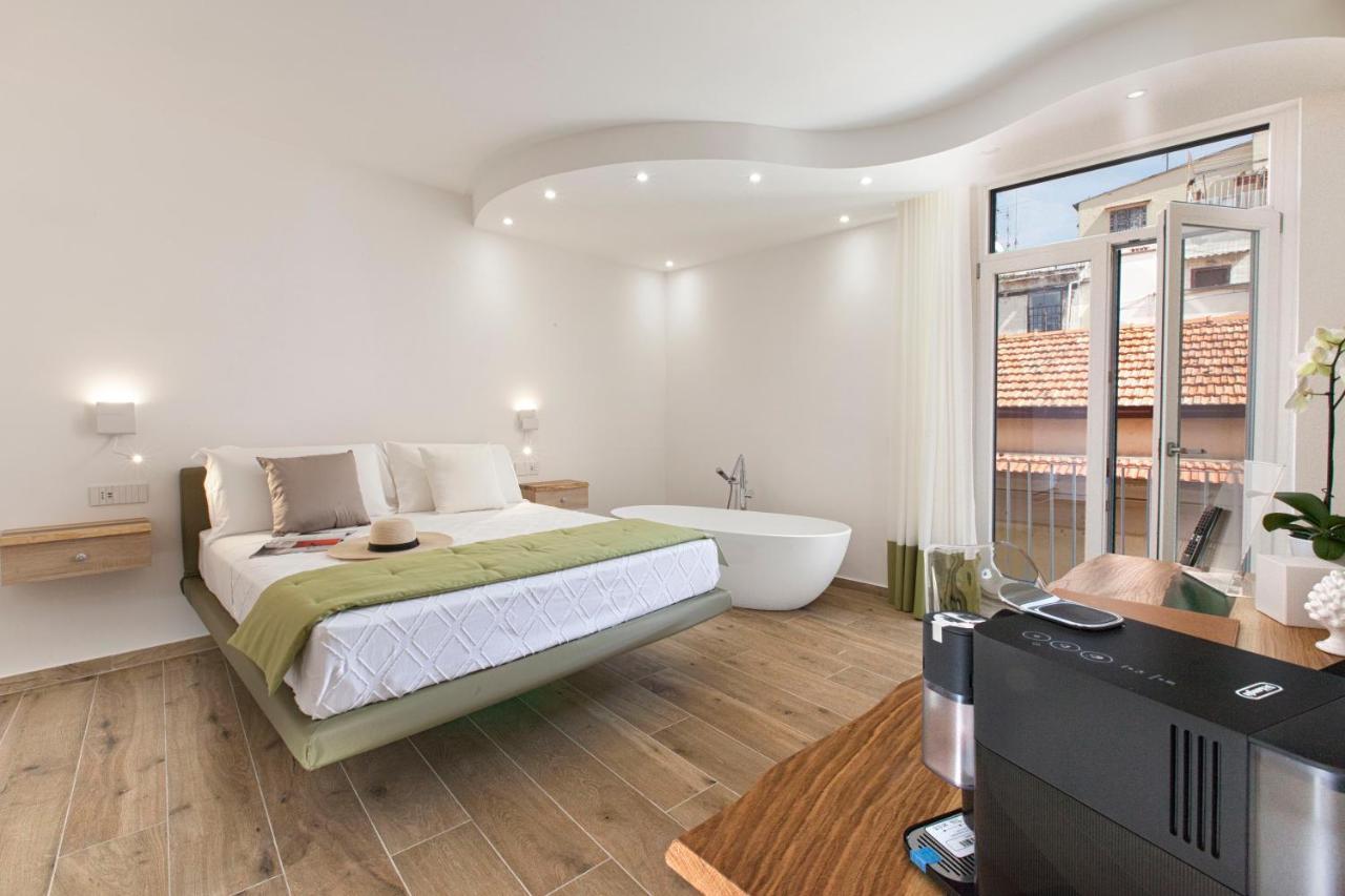 Yourhome - Lidia Rooms & Suites 소렌토 외부 사진